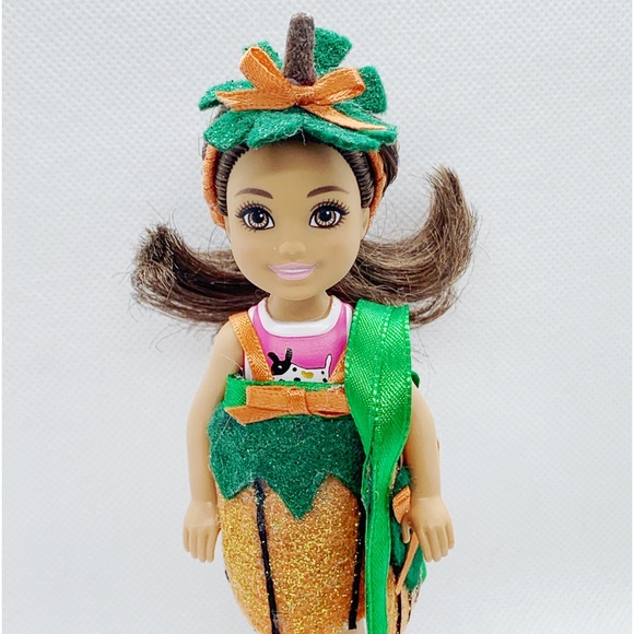 Pumpkin Costume Fits 6 Inch Doll - Picture 2 of 5